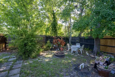 Exterior - 1565 Lightsey Rd, Saint Augustine, FL 32084 photo 10 of 11