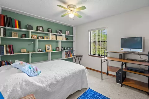 Bedroom - 1565 Lightsey Rd, Saint Augustine, FL 32084 photo 4 of 8