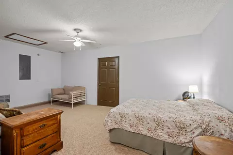 Bedroom - 1565 Lightsey Rd, Saint Augustine, FL 32084 photo 6 of 8