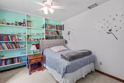 Bedroom - 1565 Lightsey Rd, Saint Augustine, FL 32084 photo 5 of 8