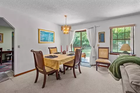 Dining - 1565 Lightsey Rd, Saint Augustine, FL 32084 photo 1 of 2