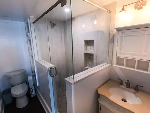 Bath - 177 Riberia St, Saint Augustine, FL 32084 photo 1 of 11