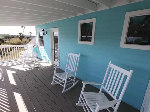 Exterior - 177 Riberia St, Saint Augustine, FL 32084 photo 7 of 11