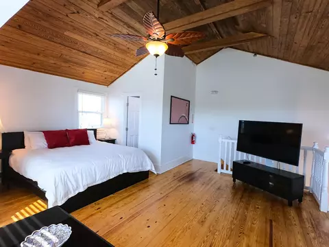 Bedroom - 177 Riberia St, Saint Augustine, FL 32084 photo 10 of 13