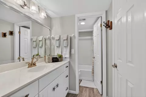 Bath - 6300 S A1a UNIT B24U, Saint Augustine, FL 32080 photo 2 of 4