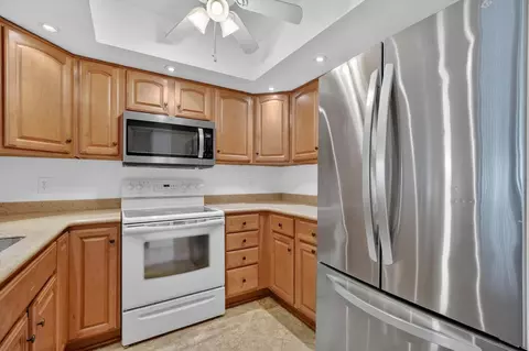 Kitchen - 890 A1a Beach Blvd Unit Apt 28 Wgarage, Saint Augustine Beach, FL 32080 photo 3 of 5