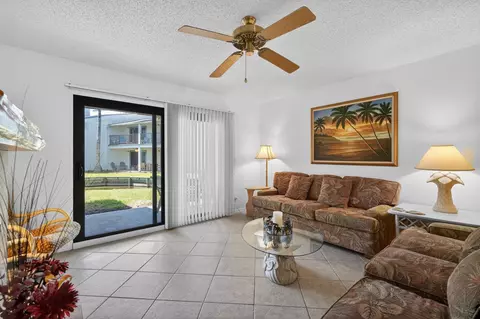 Living - 890 A1a Beach Blvd Unit Apt 28 Wgarage, Saint Augustine Beach, FL 32080 photo 1 of 4