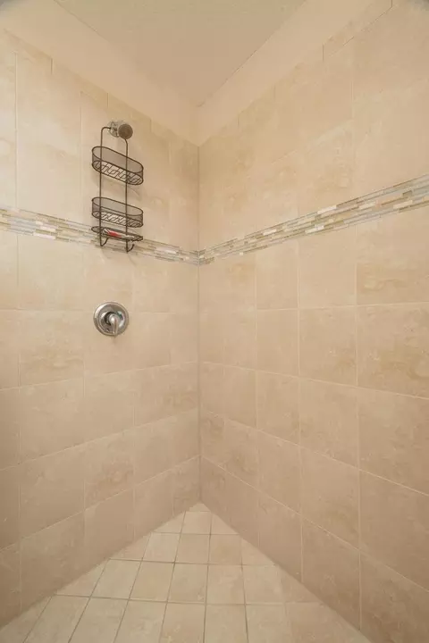 Bath - 149 Cereus Ln, Saint Augustine, FL 32086 photo 6 of 10