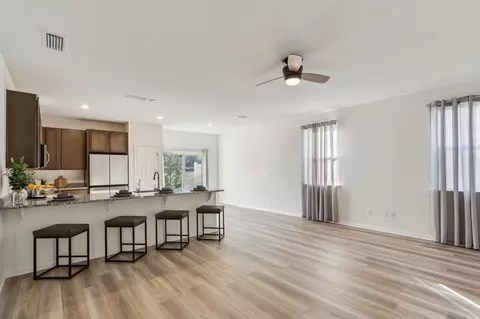Living - 72 Beach Palm Ct, Saint Augustine, FL 32086 photo 1 of 3