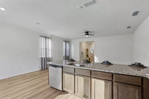 Kitchen - 72 Beach Palm Ct, Saint Augustine, FL 32086 photo 2 of 4