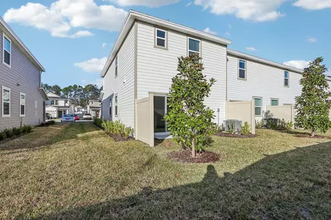 Exterior - 72 Beach Palm Ct, Saint Augustine, FL 32086 photo 9 of 11