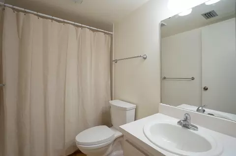 Bath - 18 Veronese Ct, Saint Augustine, FL 32086 photo 2 of 2