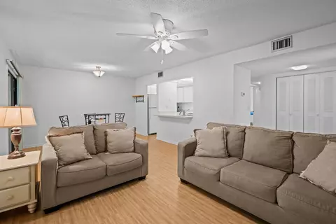 Living - 18 Veronese Ct, Saint Augustine, FL 32086 photo 2 of 2