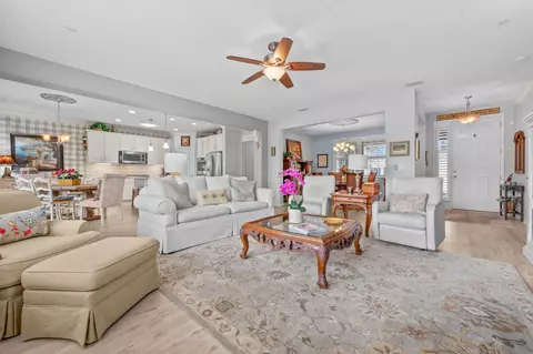 Living - 216 Deerfield Glen Dr, Saint Augustine, FL 32086 photo 4 of 7