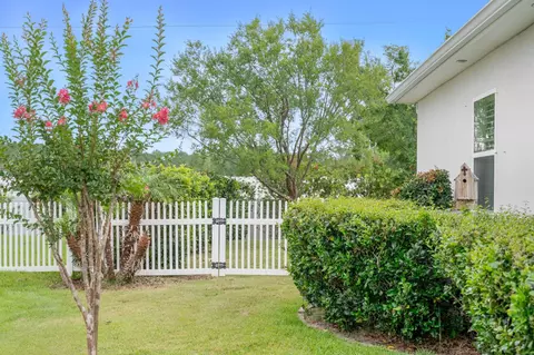 Exterior - 216 Deerfield Glen Dr, Saint Augustine, FL 32086 photo 12 of 20