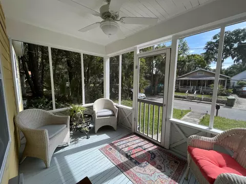 Exterior - 10 Eastman St, Saint Augustine, FL 32084 photo 7 of 8