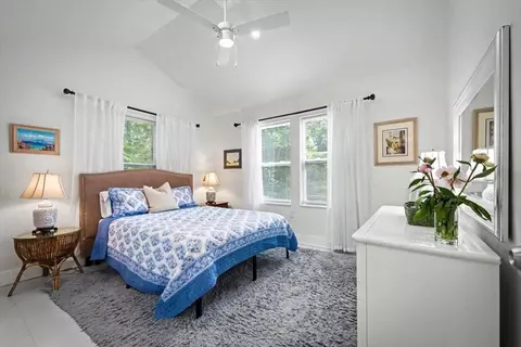 Bedroom - 10 Eastman St, Saint Augustine, FL 32084 photo 1 of 2
