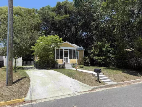 Exterior - 10 Eastman St, Saint Augustine, FL 32084 photo 8 of 8