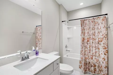 Bath - 78 Sandoval Ln, Saint Augustine, FL 32095 photo 3 of 3
