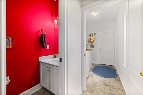 Entry Way - 250 Marshside Dr, Saint Augustine, FL 32080 photo 2 of 6