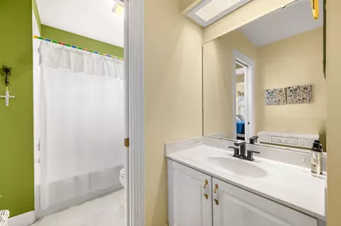 Bath - 250 Marshside Dr, Saint Augustine, FL 32080 photo 5 of 5