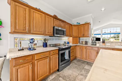 Kitchen - 250 Marshside Dr, Saint Augustine, FL 32080 photo 5 of 6