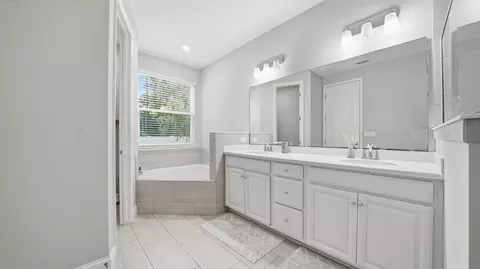 Bath - 267 Renwick Pkwy, Saint Augustine, FL 32095 photo 1 of 5