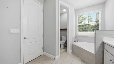 Bath - 267 Renwick Pkwy, Saint Augustine, FL 32095 photo 2 of 5