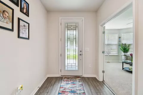 Entry Way - 182 Myrtle Oak Ct, Saint Augustine, FL 32092 photo 2 of 5