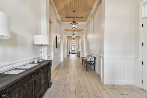 Entry Way - 182 Myrtle Oak Ct, Saint Augustine, FL 32092 photo 5 of 5