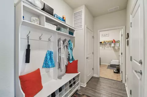 Entry Way - 182 Myrtle Oak Ct, Saint Augustine, FL 32092 photo 4 of 5