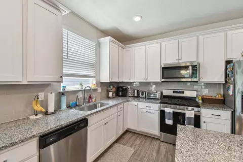Kitchen - 182 Myrtle Oak Ct, Saint Augustine, FL 32092 photo 6 of 6