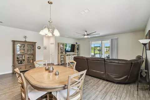 Dining - 182 Myrtle Oak Ct, Saint Augustine, FL 32092 photo 2 of 2