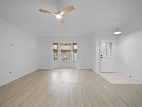 Living - 214 4th St, Saint Augustine, FL 32080 photo 4 of 4