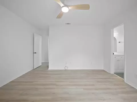 Bedroom - 214 4th St, Saint Augustine, FL 32080 photo 4 of 5