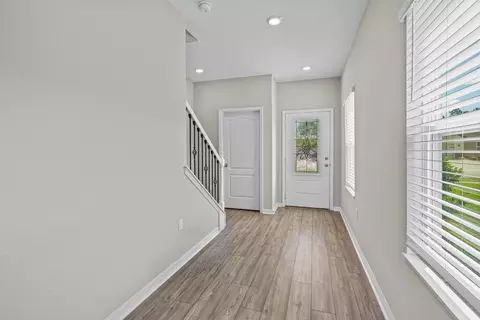 Entry Way - 60 Brybar Dr, Saint Augustine, FL 32095 photo 2 of 5