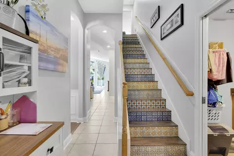 Entry Way - 198 Parkside Dr, Saint Augustine, FL 32095 photo 8 of 9