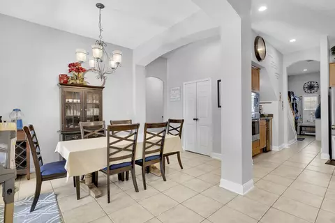 Entry Way - 198 Parkside Dr, Saint Augustine, FL 32095 photo 5 of 9