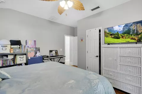 Bedroom - 198 Parkside Dr, Saint Augustine, FL 32095 photo 1 of 2