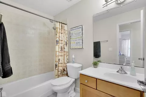 Bath - 198 Parkside Dr, Saint Augustine, FL 32095 photo 3 of 6