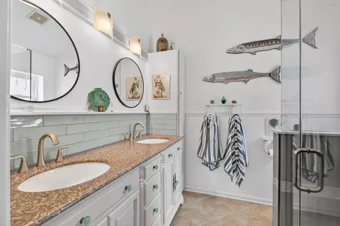 Bath - 1017 Oak Arbor Cir, Saint Augustine, FL 32084 photo 1 of 11