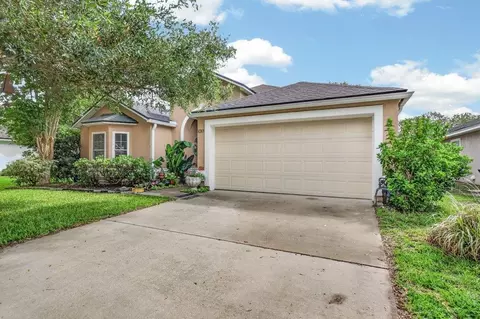 Exterior - 1017 Oak Arbor Cir, Saint Augustine, FL 32084 photo 4 of 23