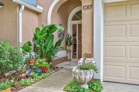 Exterior - 1017 Oak Arbor Cir, Saint Augustine, FL 32084 photo 5 of 23