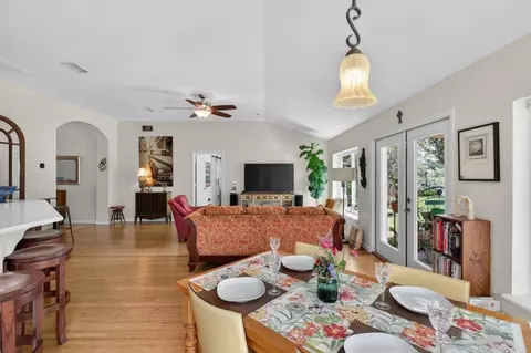 Dining - 1017 Oak Arbor Cir, Saint Augustine, FL 32084 photo 5 of 8
