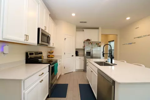 Kitchen - 21 Beauclair Blvd, Saint Augustine, FL 32084 photo 5 of 5