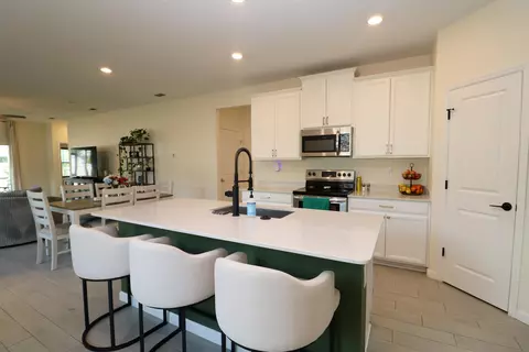 Kitchen - 21 Beauclair Blvd, Saint Augustine, FL 32084 photo 3 of 5