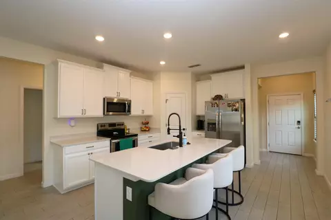 Kitchen - 21 Beauclair Blvd, Saint Augustine, FL 32084 photo 4 of 5
