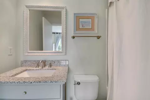Bath - 965 Wynfield Cir, Saint Augustine, FL 32092 photo 1 of 3