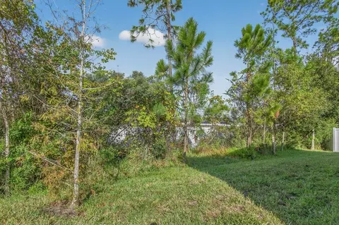 Exterior - 212 Meadow Crossing Dr, Saint Augustine, FL 32086 photo 7 of 10