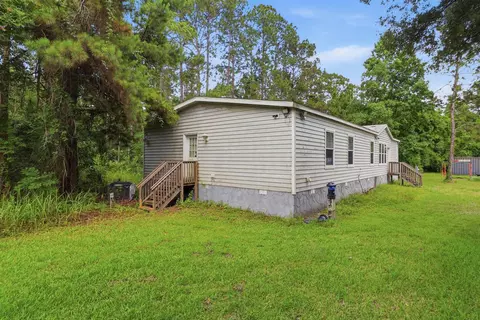 Exterior - 2100 Tocoi Ter, Saint Augustine, FL 32092 photo 6 of 10